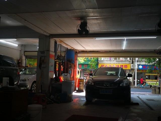 10年老司机揭秘：汽车保养省钱技巧，每年省下上千元